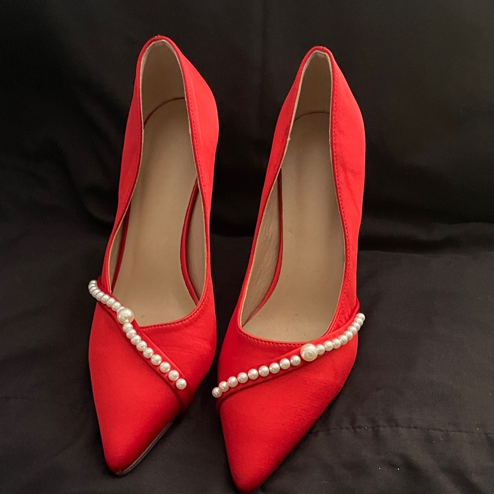 Elegant Red Women's Shoes with Pearl Detail